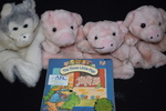 Three Little Pigs Story Book with Puppets