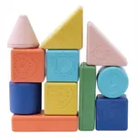 B022: Rattle & Stack Blocks
