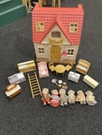 Sylvanian Families Monkey Family with House 