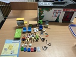EC36: Playmobil Take Along Medical Centre Hospital