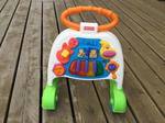 Fisher Price - Musical Walker