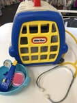 Little Tikes Travelling Vet