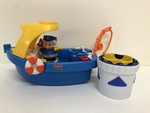 Little people Floaty Boat and pouring cups bath set