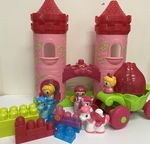 Mega Bloks Lil Princess Enchanted Castle with Princess Magic Carriage