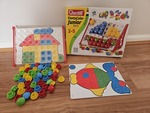L220: Fantacolor Junior Basic Peg Board
