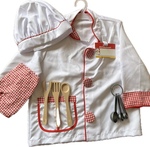D64: Melissa and Doug Chef Costume 