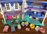 Fisher Price Little People Doll House 
