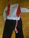 D100: Pirate costume Size 4-6