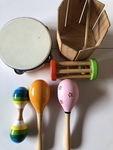 Round xylophone and instrument set 