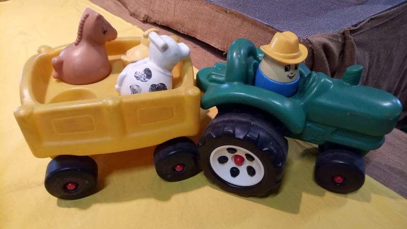 B560: Farm Tractor, Wagon