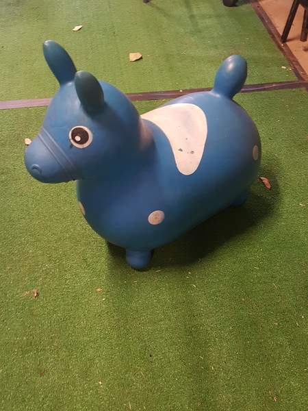 A817: Horse Jump Balls