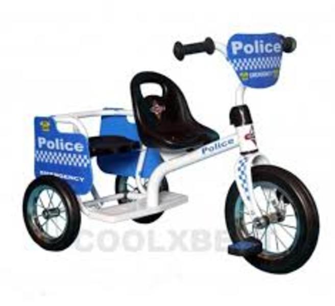 A1905: Police 2 person Trike