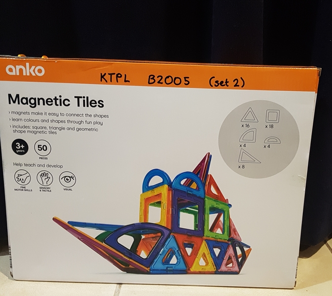 B2005: Magnetic Tiles (set 2)