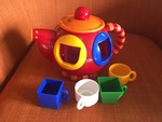 Tolo tea time shape sorter