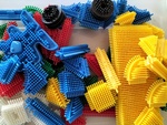 Stickle Bricks - white lid
