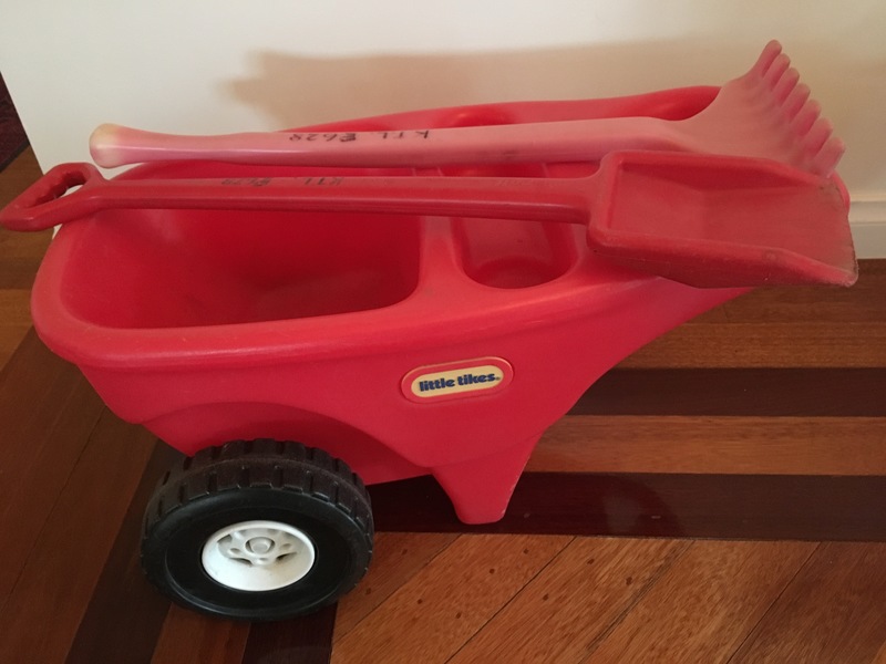 E628: Little Tikes gardening set