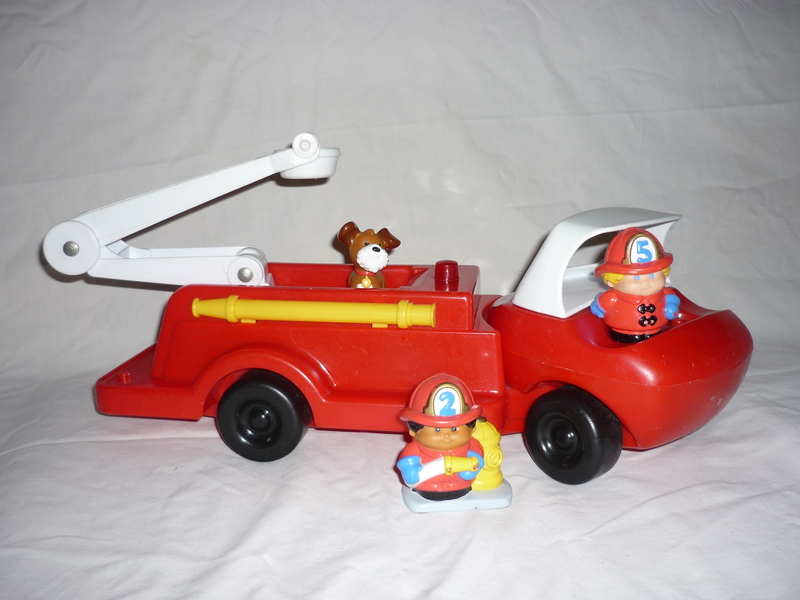 E589: Toddle Tots Fire Truck