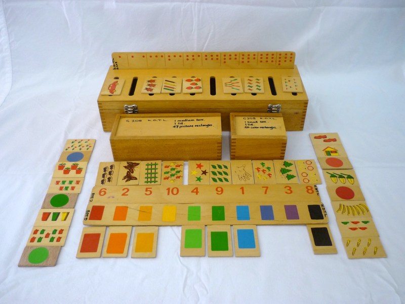 G208: Wooden Posting Box