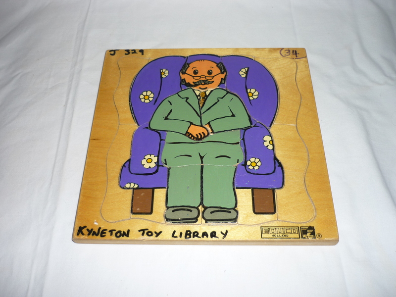 J329: Wooden Inlay Puzzle