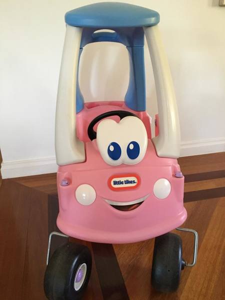 P631: Little Tikes Pink Cozy Coupe