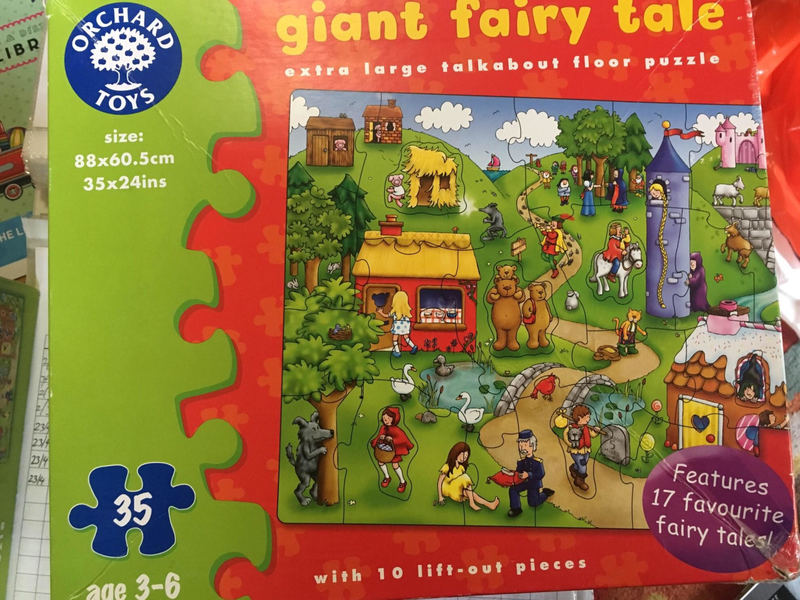 J665: Giant fairy tale extra large talkabout floor puzzle