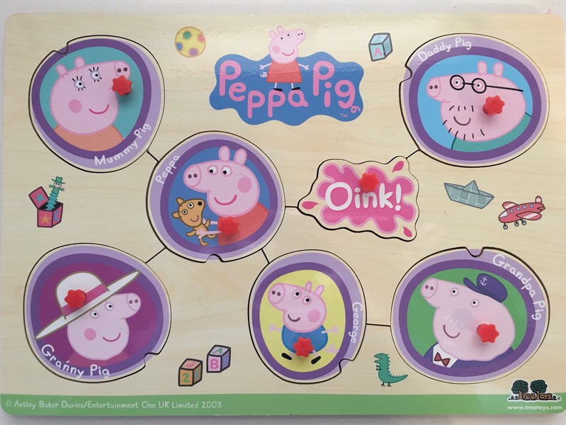 J5: Peppa Pig family pin puzzle