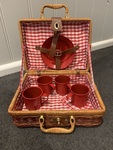 Picnic basket