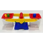 Balance for weights and liquids