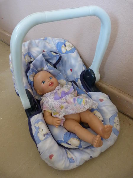 806: Baby Rocker Car Seat And Baby