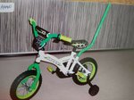 Bike with training Wheels & handle