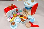 Coffee Machine, Cupcakes and Toaster Set PC 