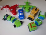 Magnetic Mix & Match Vehicles 