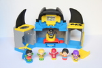 Little People Batman Playset ML