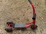WePlay 3 Wheel Scooter