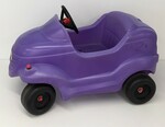 Roadster Ride-on Car
