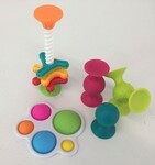 DISCOVERY BOX 2: Busy hands - Fat Brain Bundle