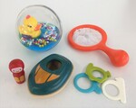 BATH TOYS: duck, speedboat and fishing net