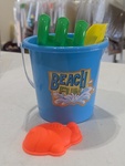 Beach Bucket With 3 Utensils