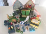 Peppa Pig Holiday House, Playground, Caravan & Classroom Set