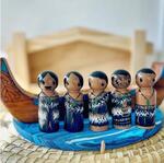 Wharenui & Waka with Maori Whanau 