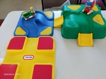 IP56: Little Tikes Buildingscape Roadway