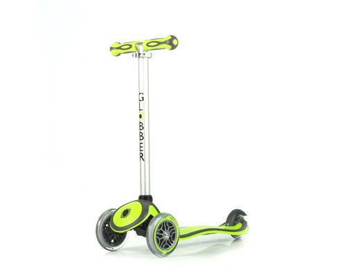 3089: Globber Primo Plus Scooter 3 Wheel Green 