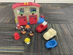 T67: Little people fire station