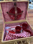 Picnic basket tea party set