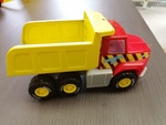 Dump truck