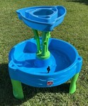 Summer splash water play table