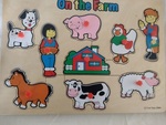 On the farm - 9 piece knob puzzle 