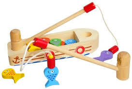 T37: Wooden fishing boat