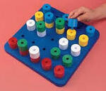 Junior stacking pegs