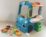 D1801: Fisher-Price Laugh & Learn Servin' Up Fun Food Truck